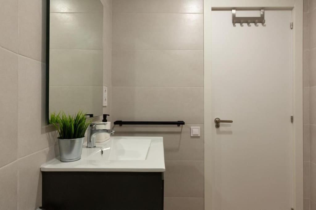 Apartmán Nuevo Loft En Playa Y Cerca Del Centro, Ac Y Wifi Valencie Exteriér fotografie
